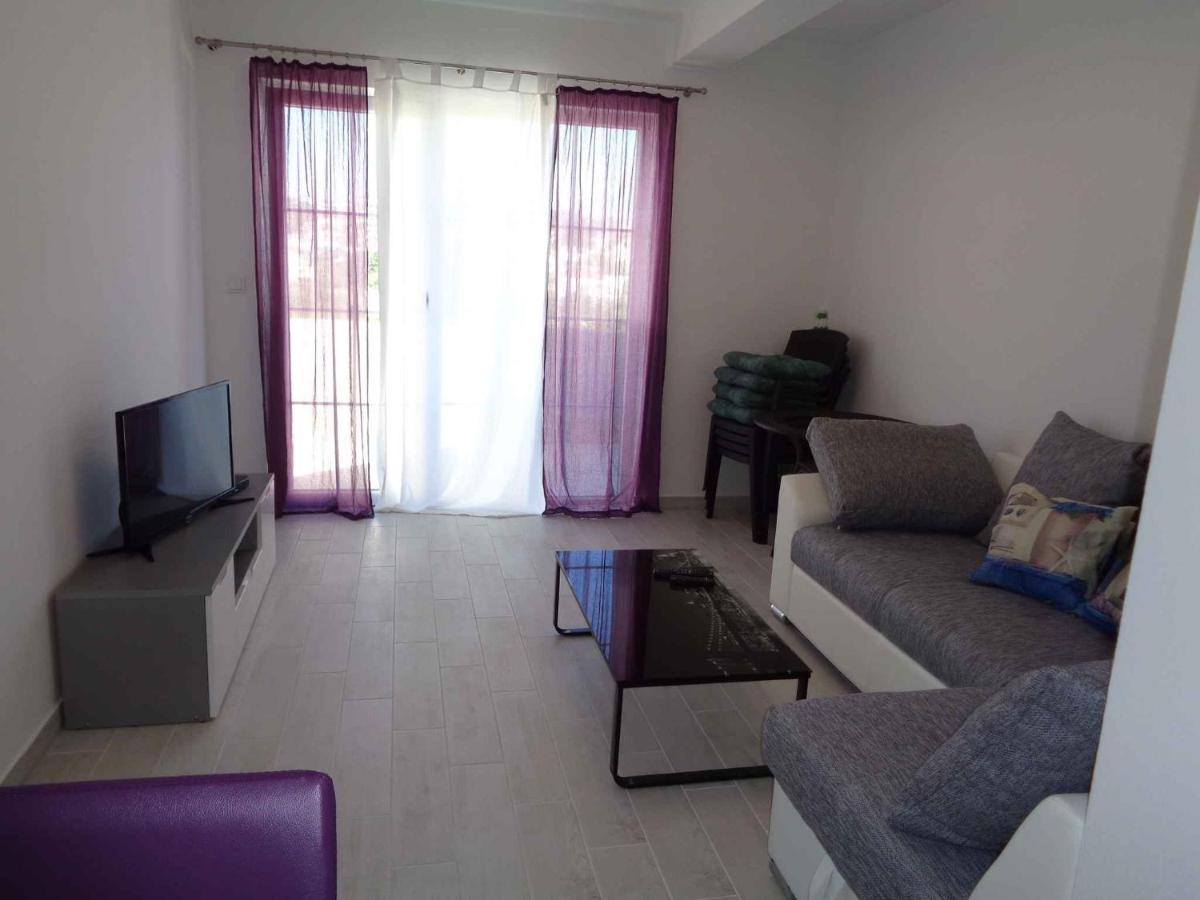 Apartments In Lopar - Insel Rab 40853 Bagian luar foto